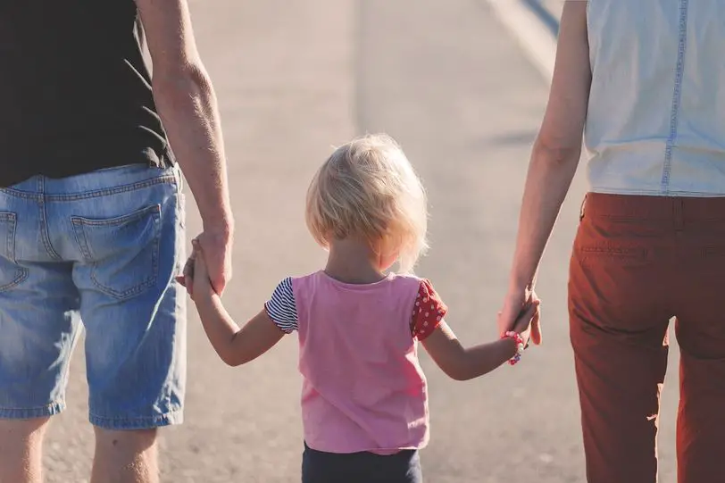 Cómo hablarles a los niños de la familia